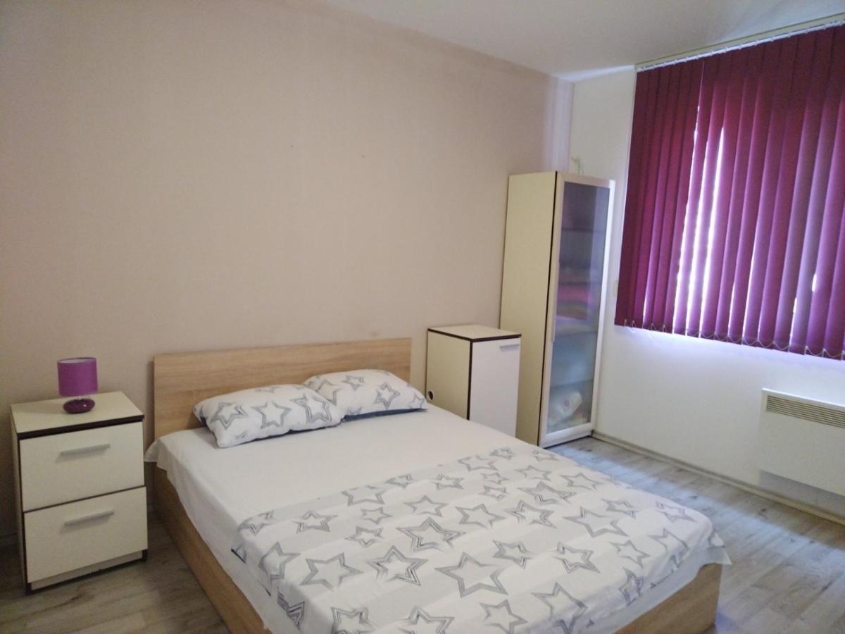 Cosy Central Apartment Varna Exterior foto